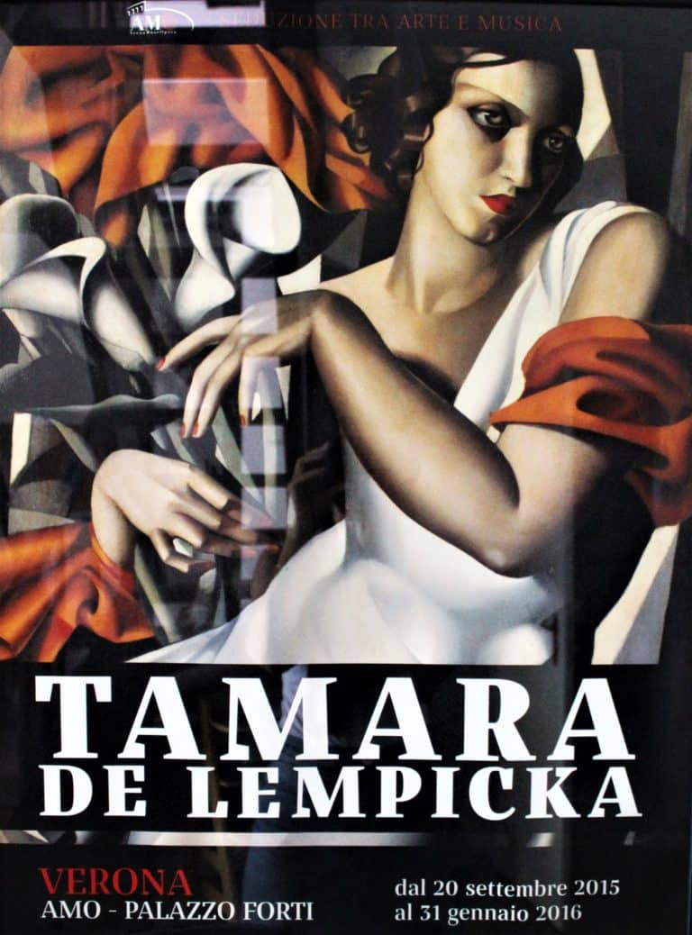 IMG_6591 (2) – Hubertus Boltenhagen Art Deco painting of an elegant woman with white and red elements.